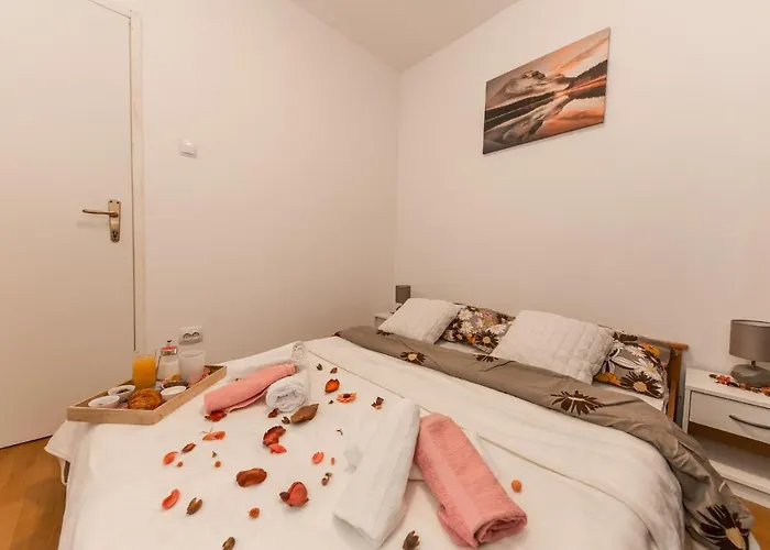 福克曼公寓 公寓