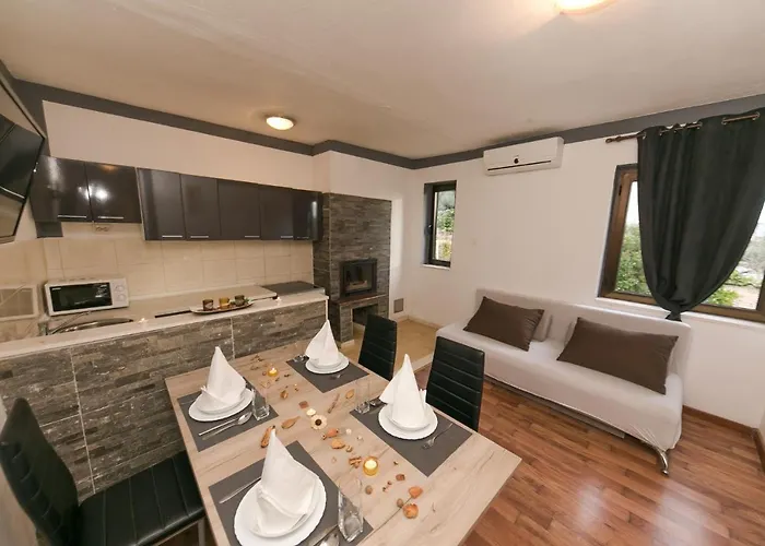 福克曼公寓 公寓 *